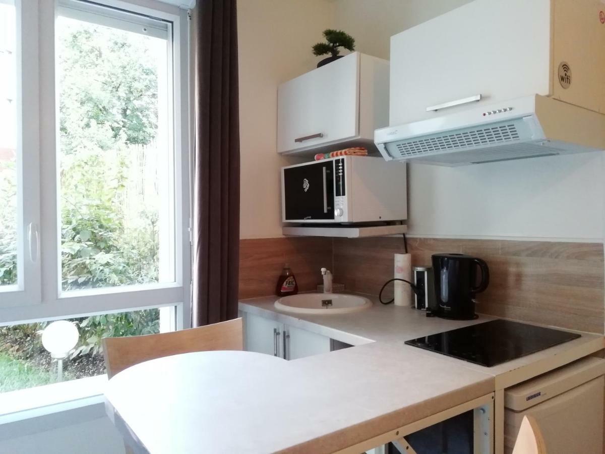 Appartement Chic Studio Near Paris à Saint-Denis  Extérieur photo