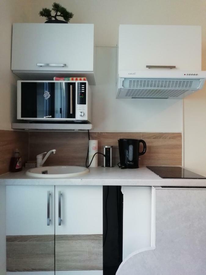 Appartement Chic Studio Near Paris à Saint-Denis  Extérieur photo